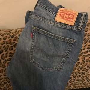 Men’s Levi Pants. Excellent condition! Levi’s are the best!